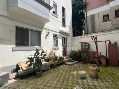 Apartament in Vila cu curte - Delea Noua