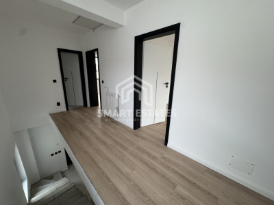 DE VANZARE VILA CARTIERUL LATIN - 6 CAMERE - DEMISOL - TEREN BRAGADIRU 