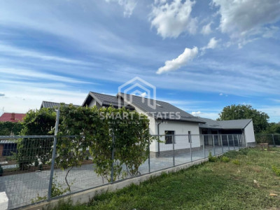 DE VANZARE VILA MALU DPART SPATIOASA GATA DE MUTARE - TEREN 