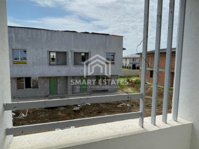 BERCENI - Vila 4 camere - Canalizare - Comision 0