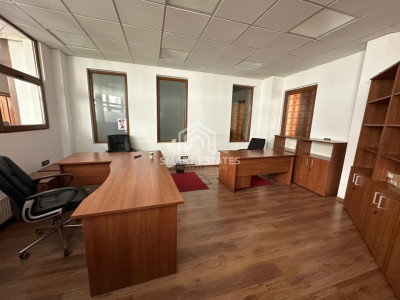 Spatiu de birouri - Vila Interbelica P+M  - Parcul CAROL - 275 mp