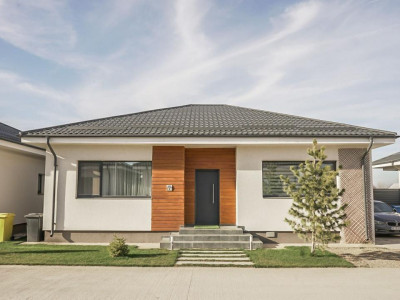 Casa individuala parter Tunari de vanzare 100 mp utili, 330 mp teren