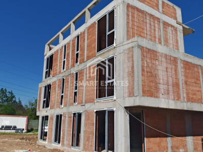 VIla Trapezului Tip Duplex 144mp -Teren liber 200mp - Centrala Proprie