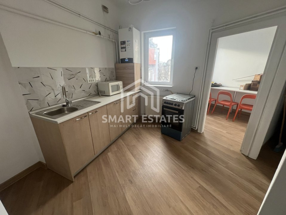 Apartamente de inchiriat Bucuresti P-ta Victoriei 12
