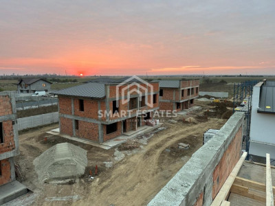 VILA 4 CAMERE VIDRA-BERCENI