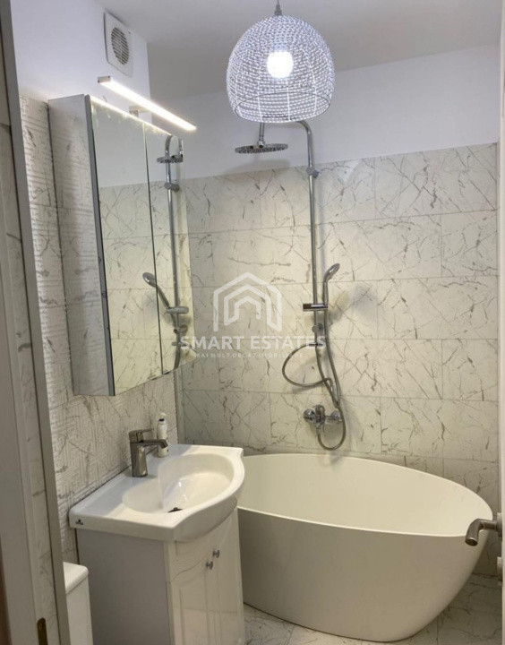 Apartamente de inchiriat Bucuresti P-ta Victoriei 5