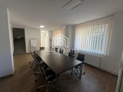 Vila individuala complet renovata - curte - rezidential sau office